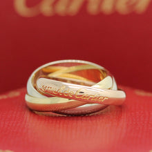 Lade das Bild in den Galerie-Viewer, Les must de Cartier Trinity Tricolour 18KT Gold mit Cartier Box &amp; Pap. in Gr. 53
