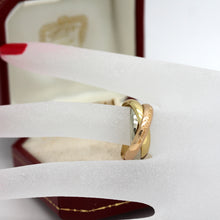 Lade das Bild in den Galerie-Viewer, Cartier Trinity Tricolour 18KT Gold mit Cartier Box in Gr. 54
